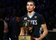 九游游戏-欧冠半决赛之夜，迪亚斯关键回合不手软，一球定乾坤