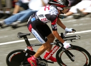 九游官网-铁血蓝白，阿根廷新防线崛起，蒂亚戈锁死卡塔尔核心的战术密码