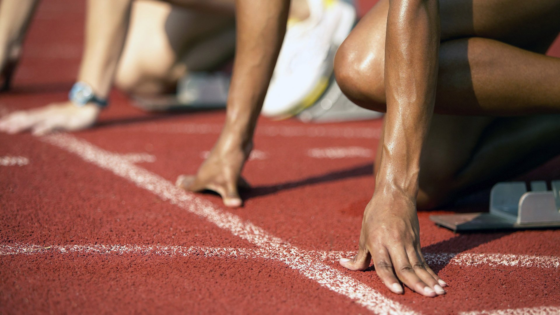 跨洋篮球风暴，文班亚马关键先生本色，快船击溃广东队背后的战术启示