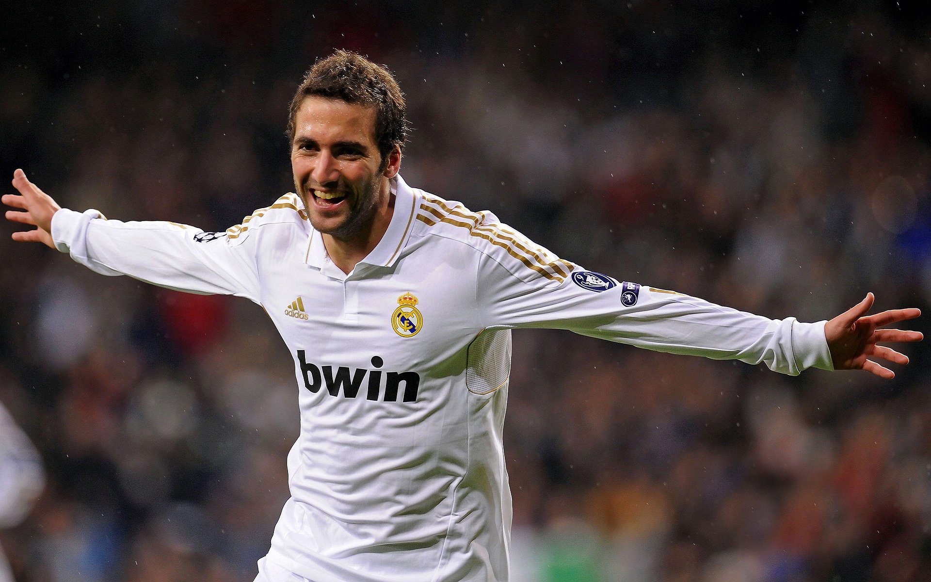 卡塞米罗，争冠之夜的定海神针，曼联的不断电引擎